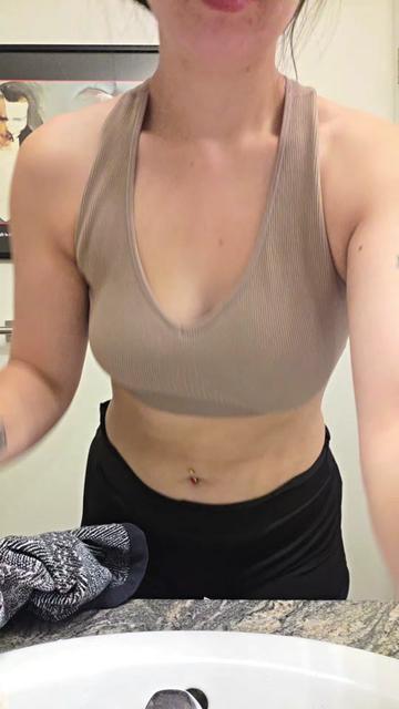 @BreAnna