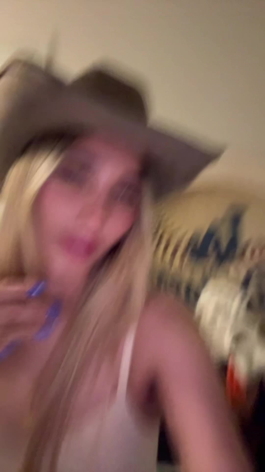 @katieeee