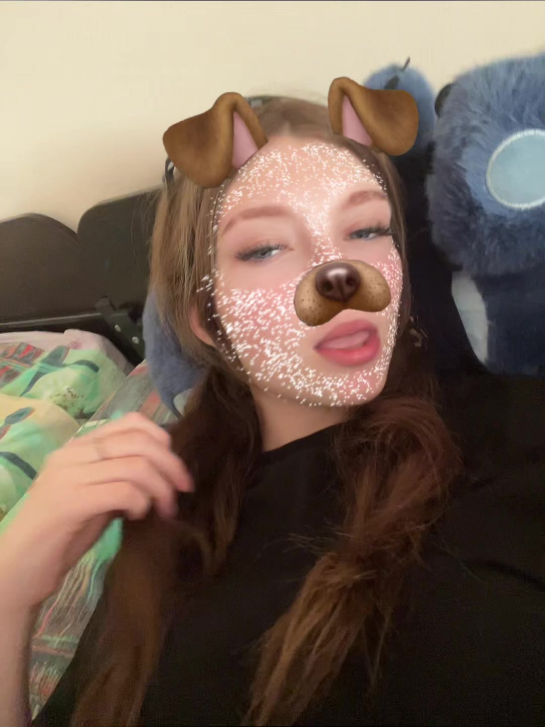 @Lika_2402
