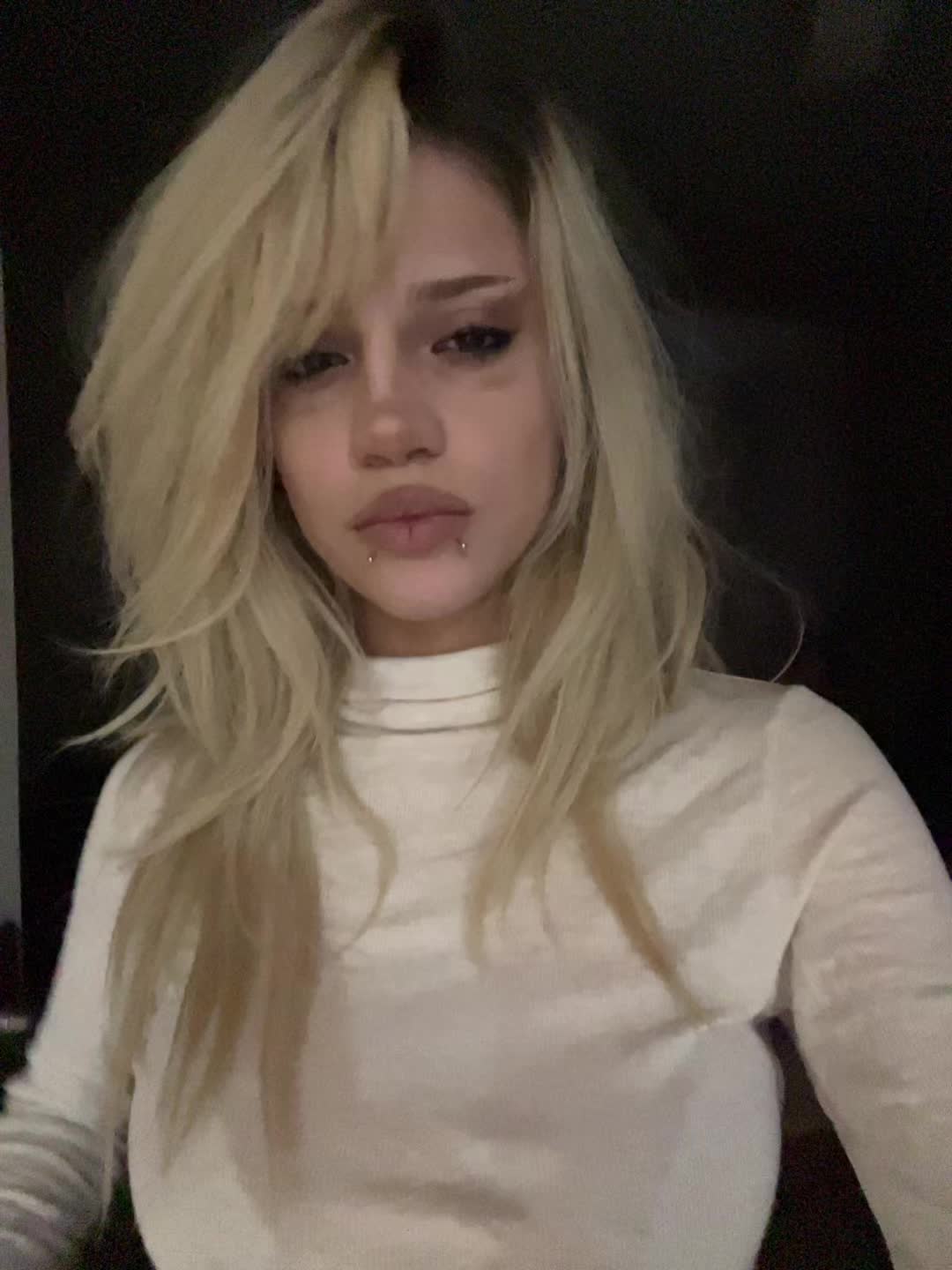 @cora.linn