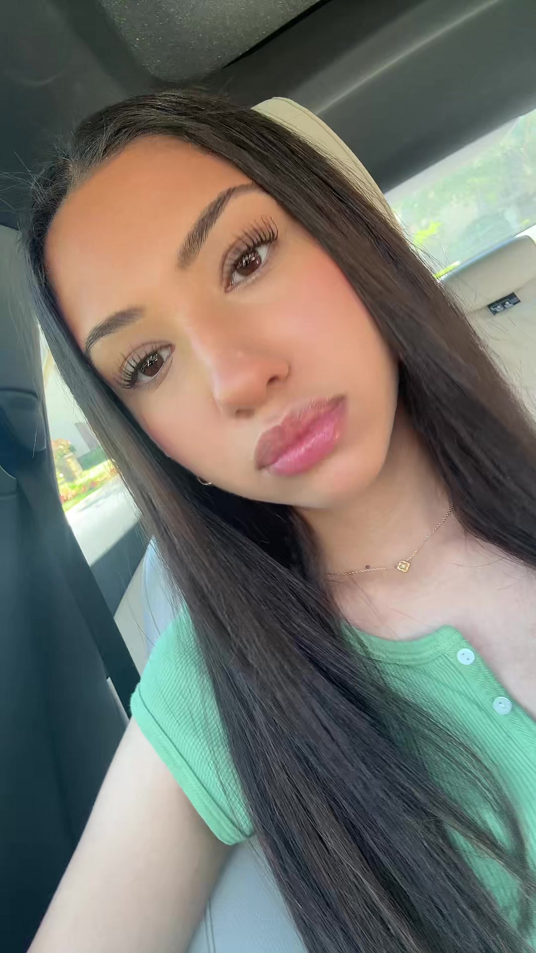 @جود