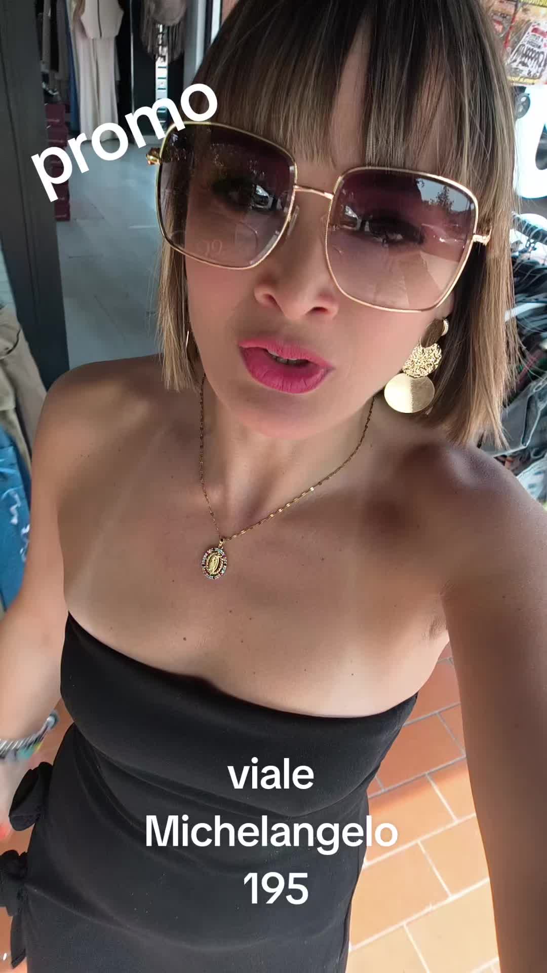 @sevenstorevialemichelangelo195