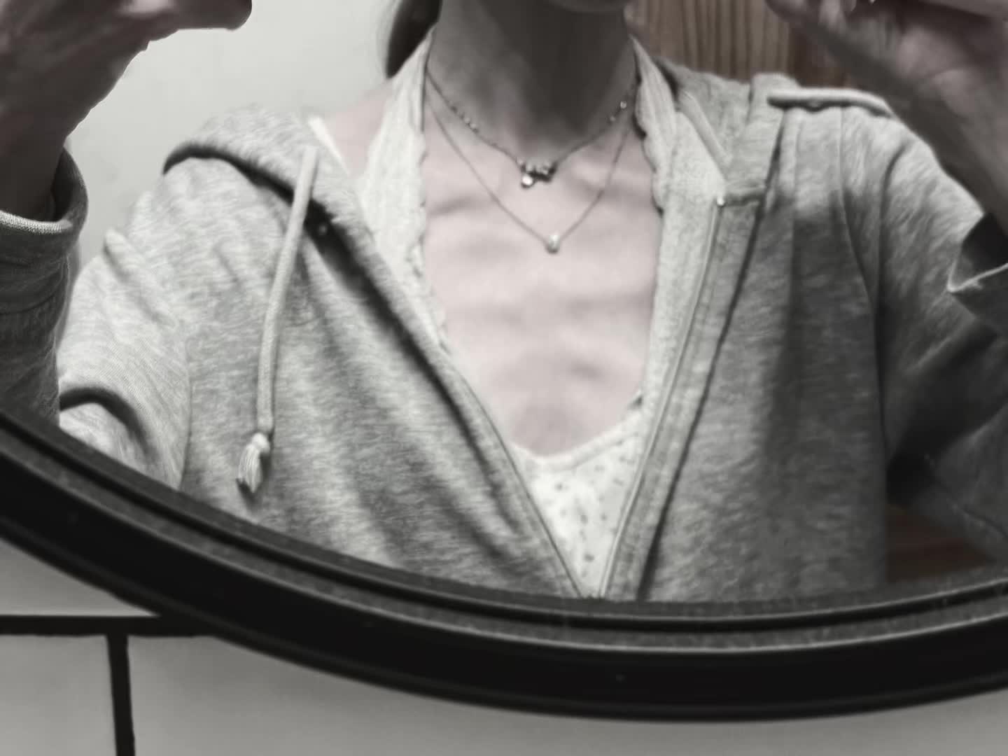 @Lily29