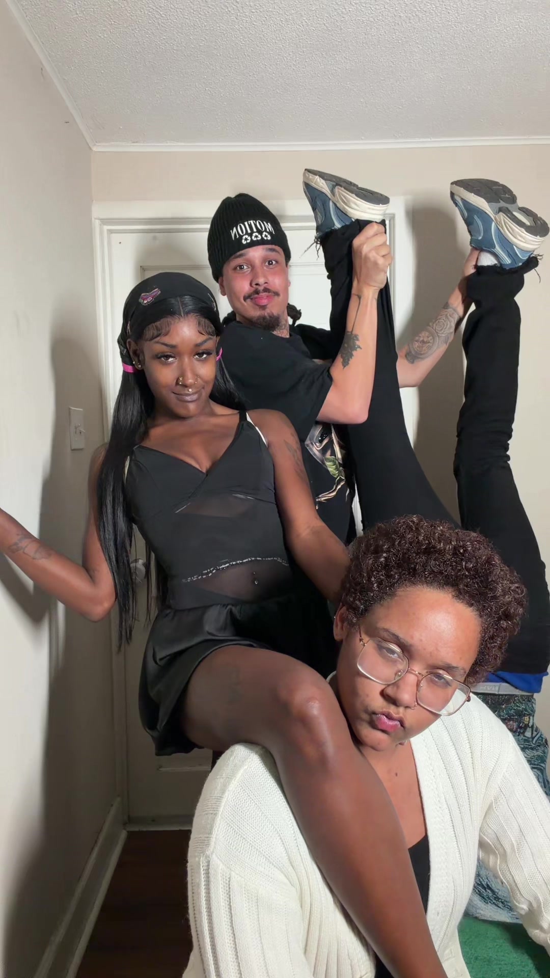 @HoodSkiiz