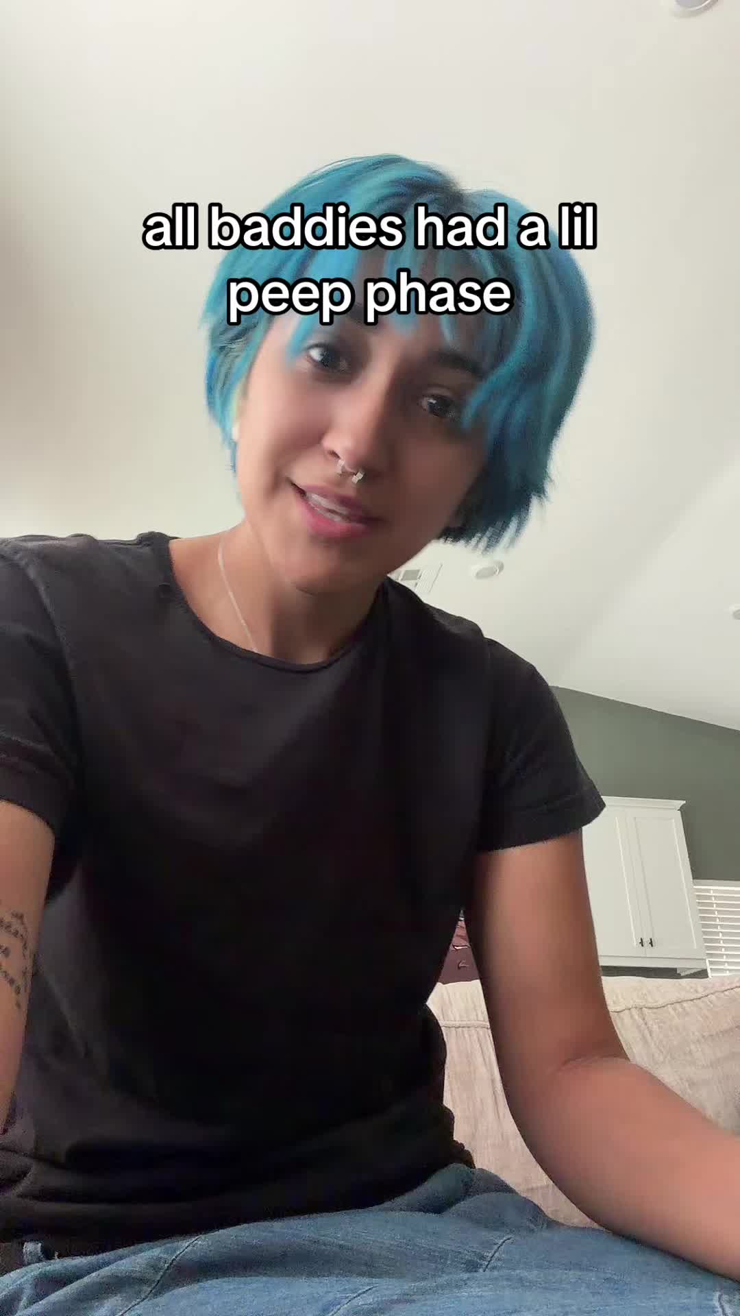 @Ava