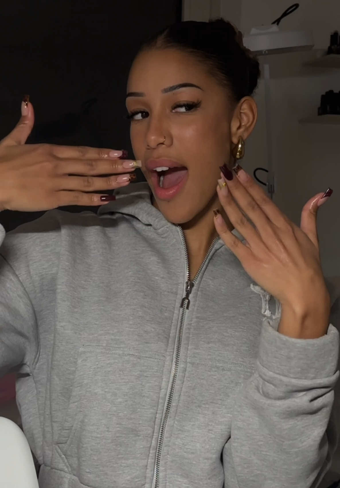 @_baddienailz_