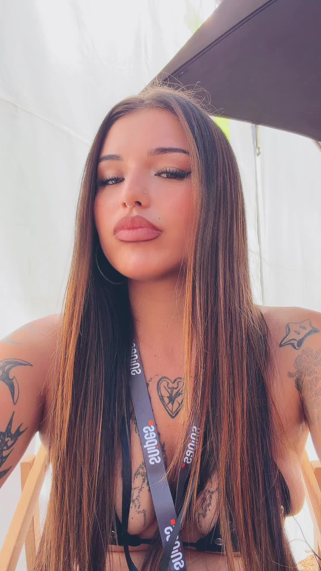 @lily-rose