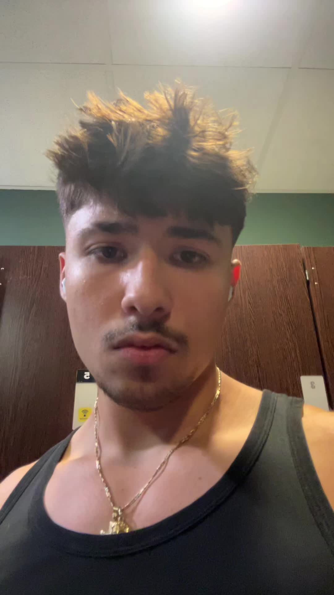 @ΠΑVZILLA🦍