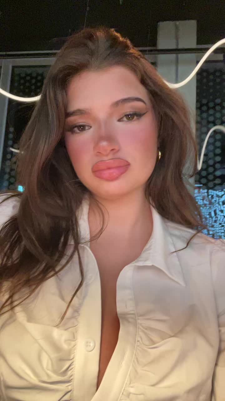 @𝒷𝑒𝓁𝓁𝒶𝒶🇦🇱