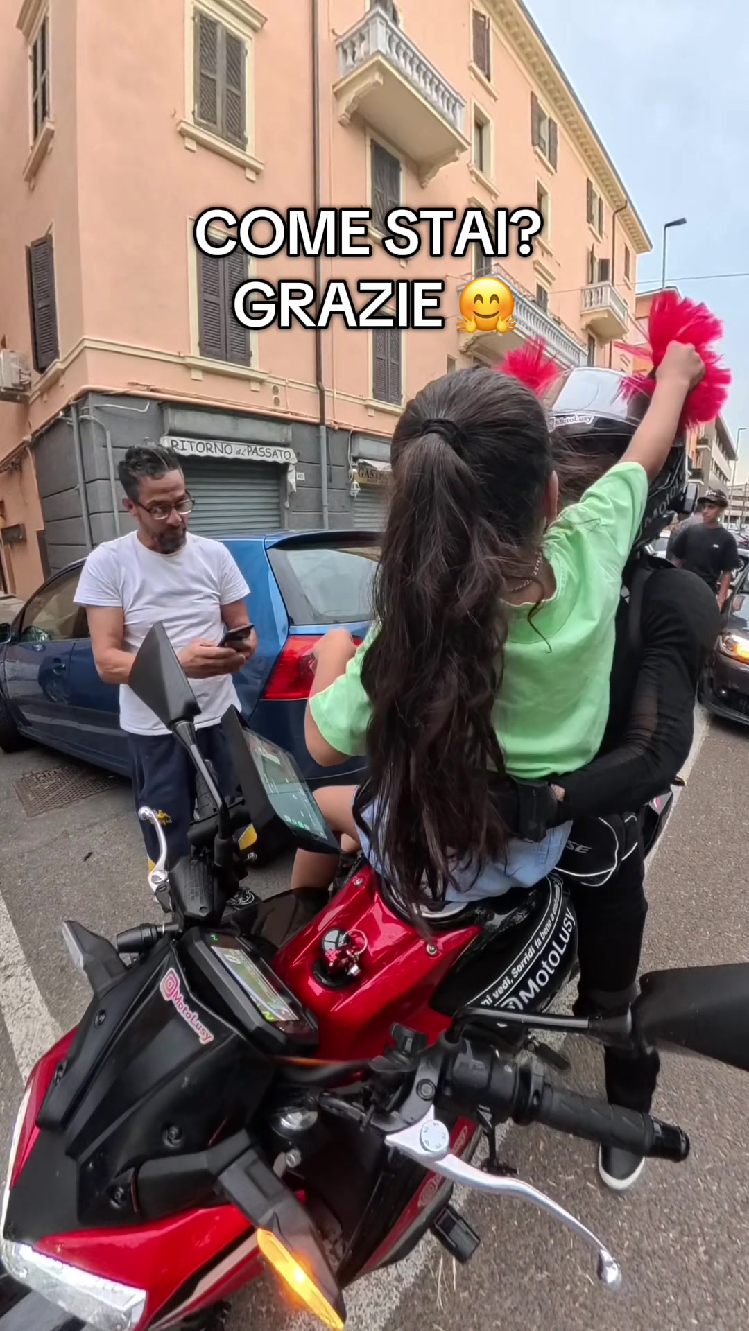 @motolusy