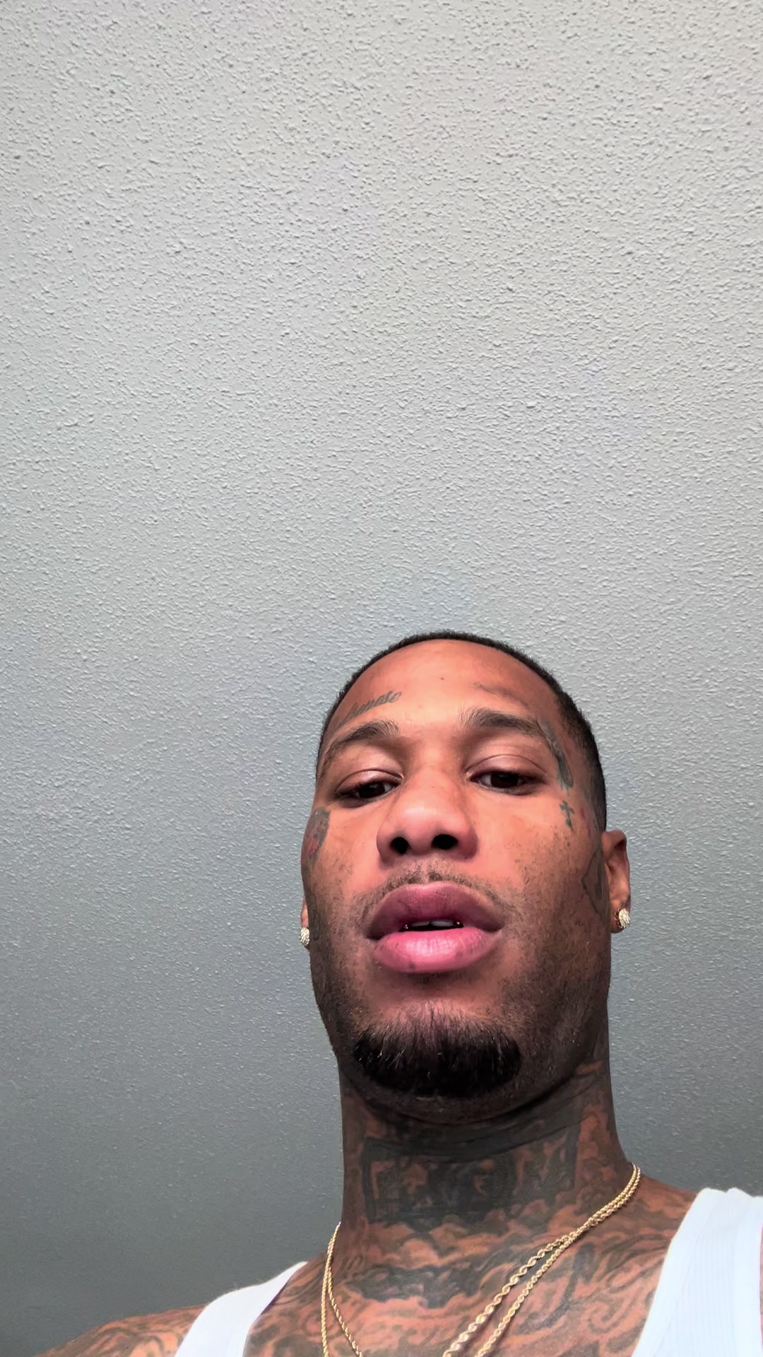 @theejamesneil