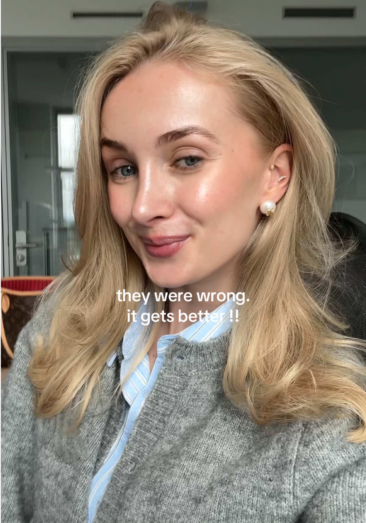 @Corporate Girl & Student