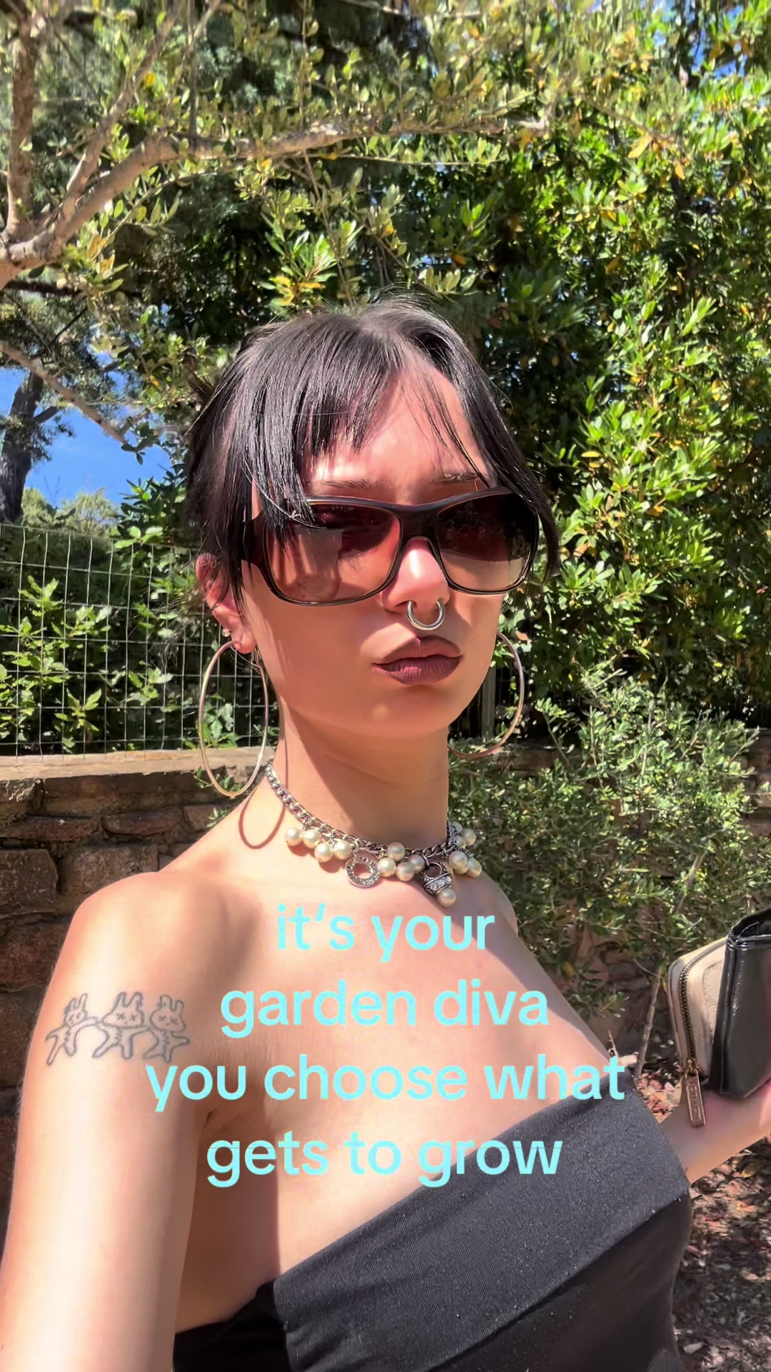 @lone