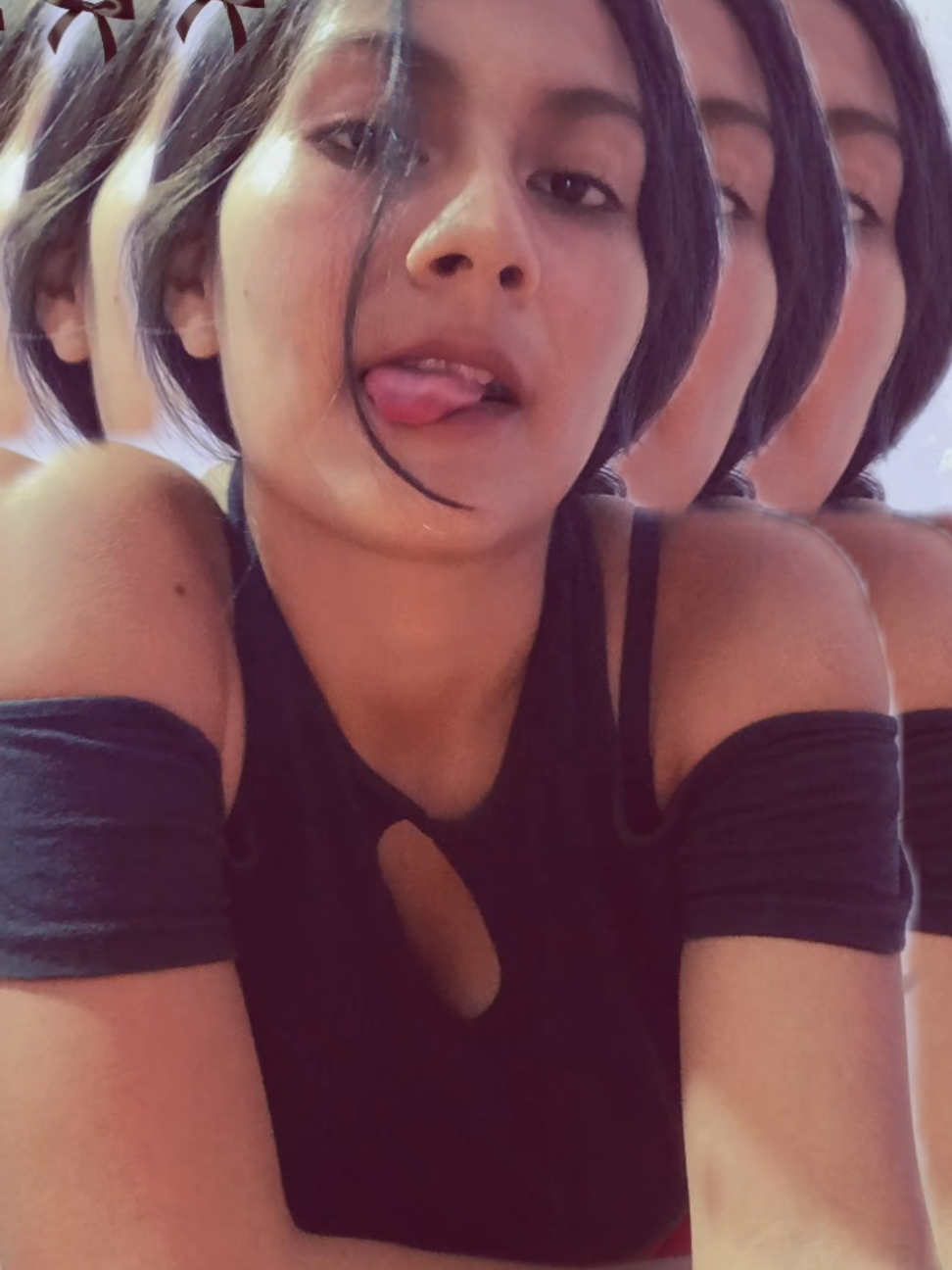 @𝕸𝖊𝖑👅.