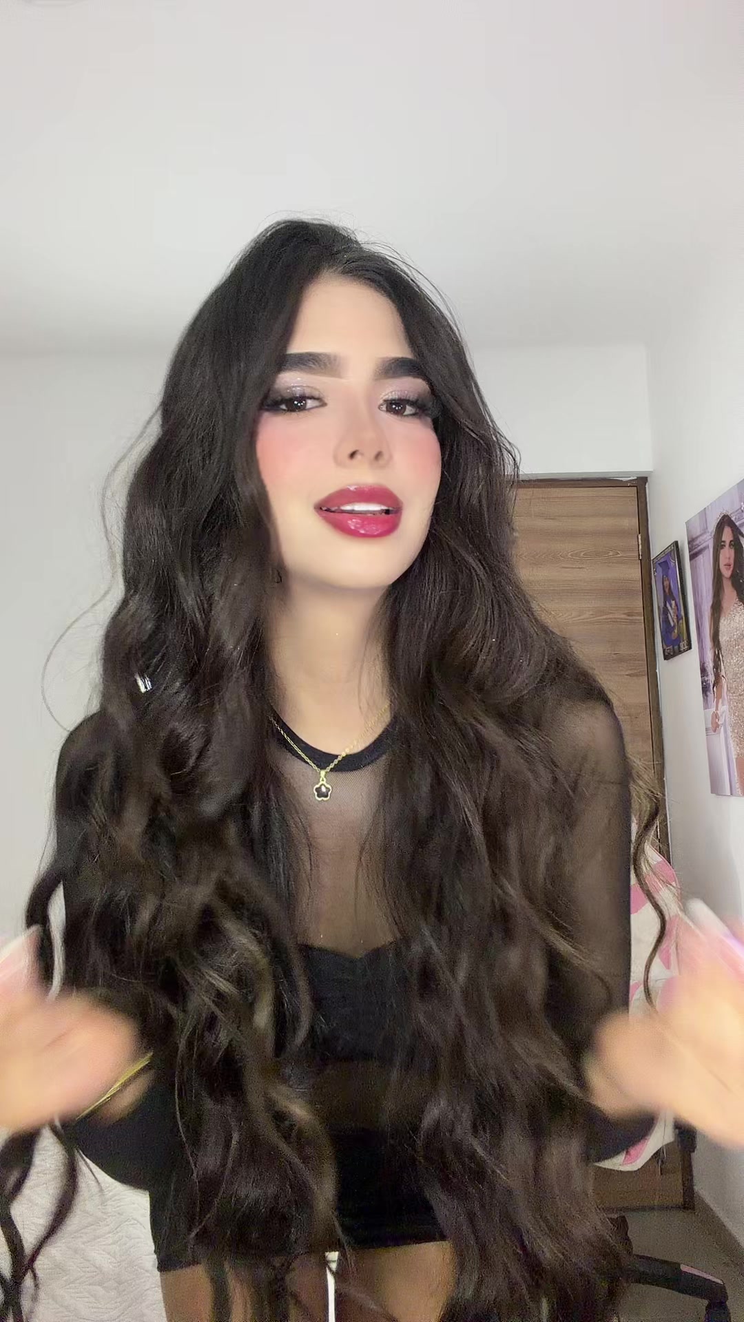 @valenmejia_oficial