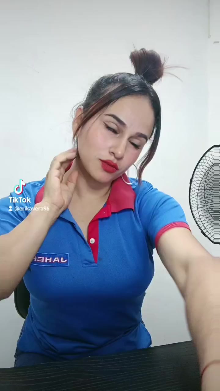 @ErikaVera