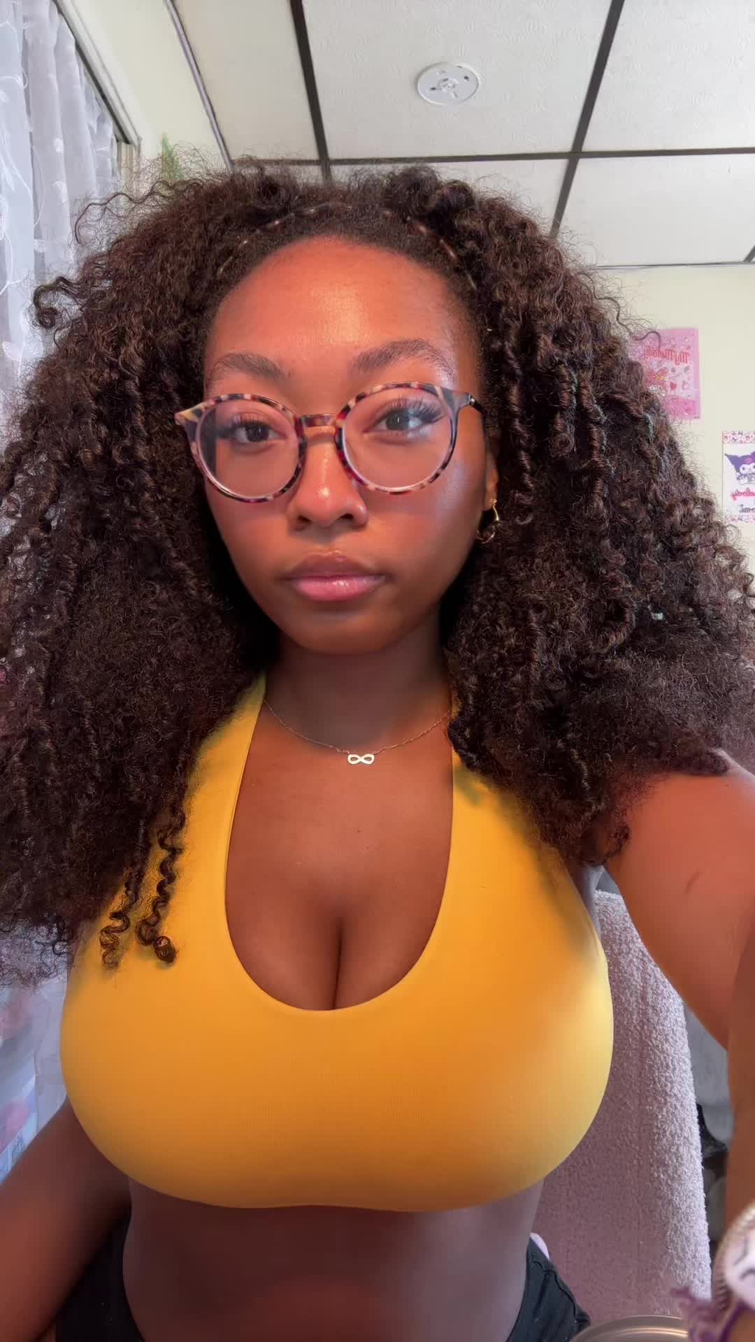 @earth2mookie