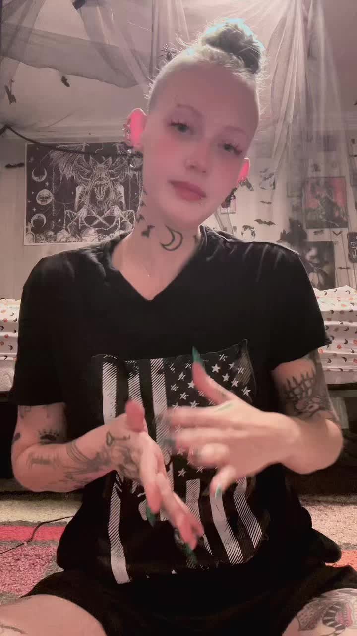 @XxBatQueenxX