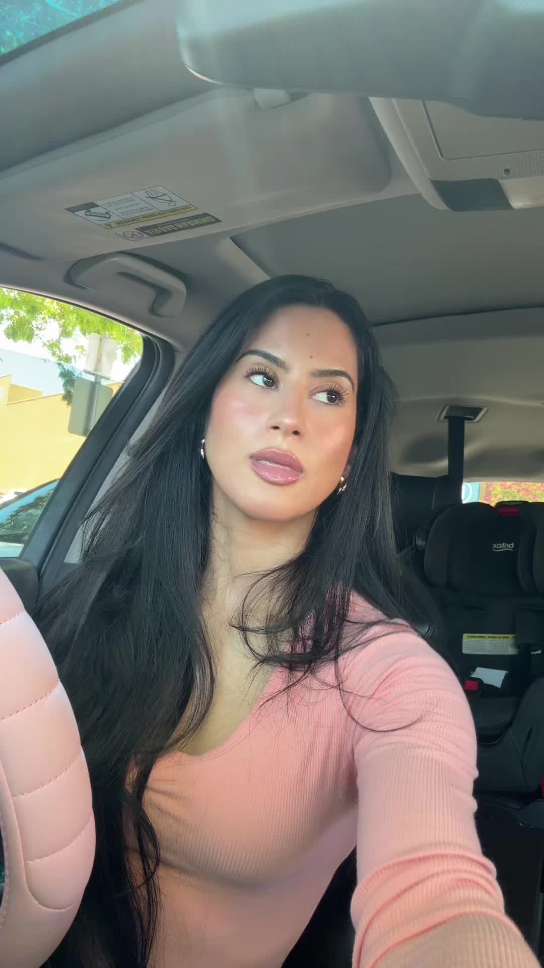 @moni