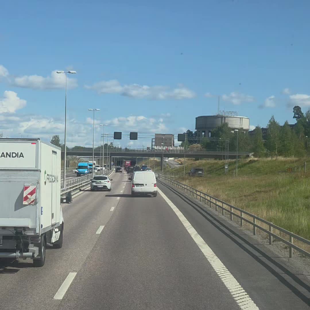 @Elmo_Auf_Europatour