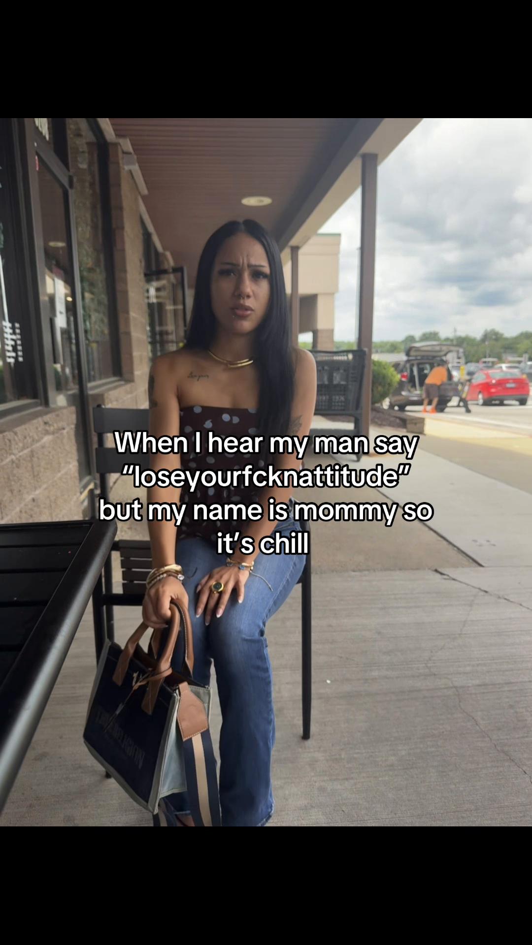 @wholelottalili