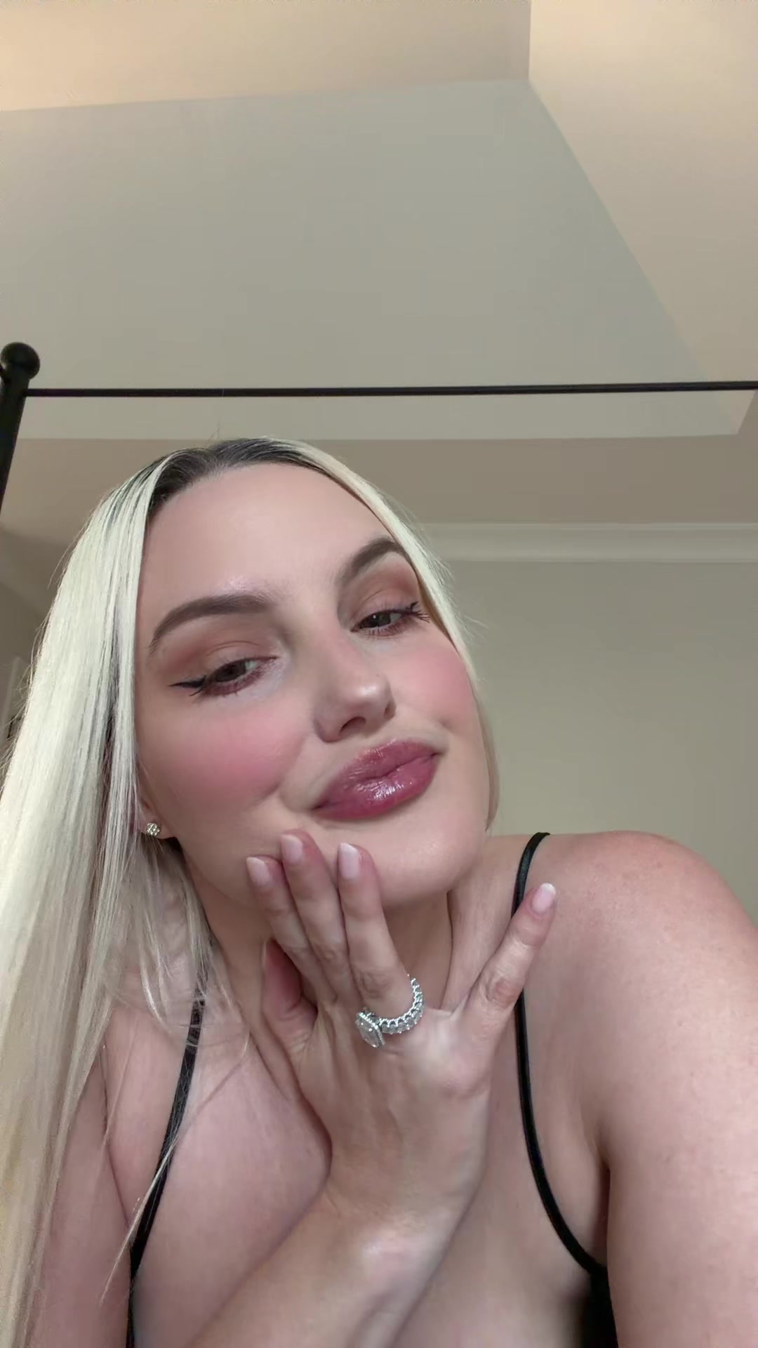 @Lacey J