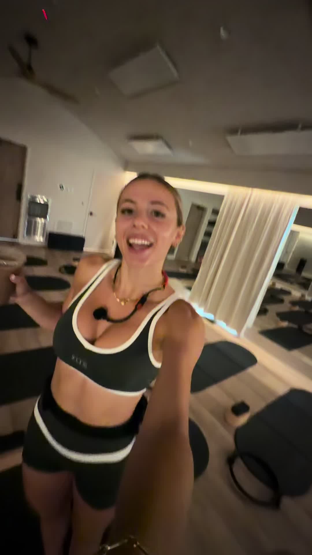 @Ariana Donovan