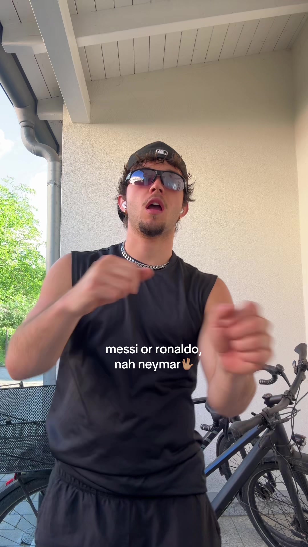 @simon