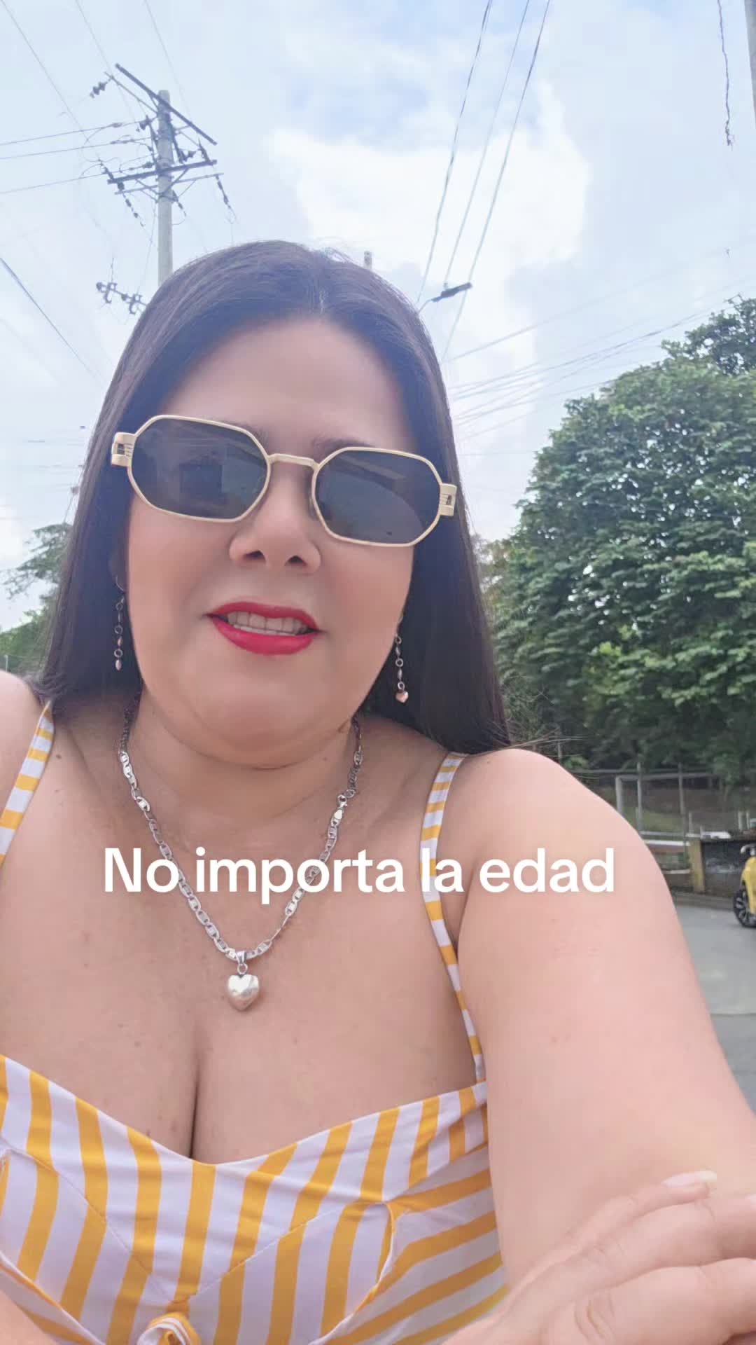 @SOLO RISAS