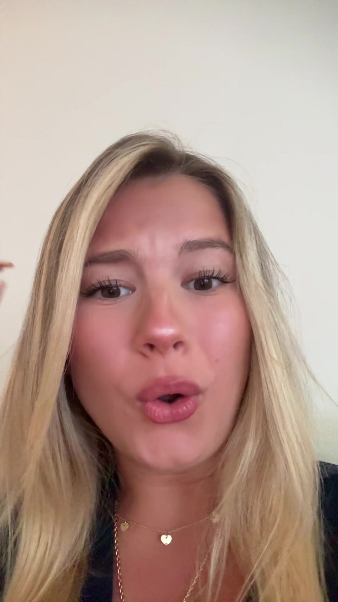 @aleyna