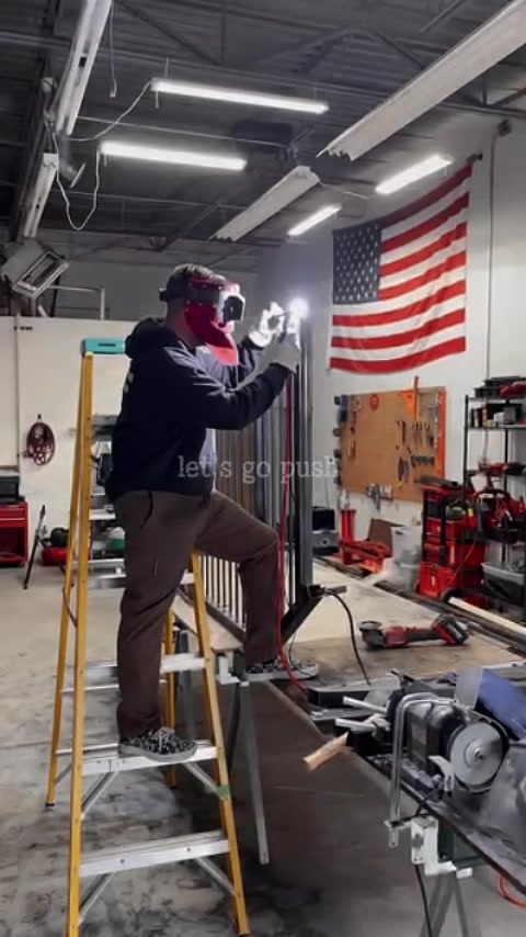 @thenomadwelder