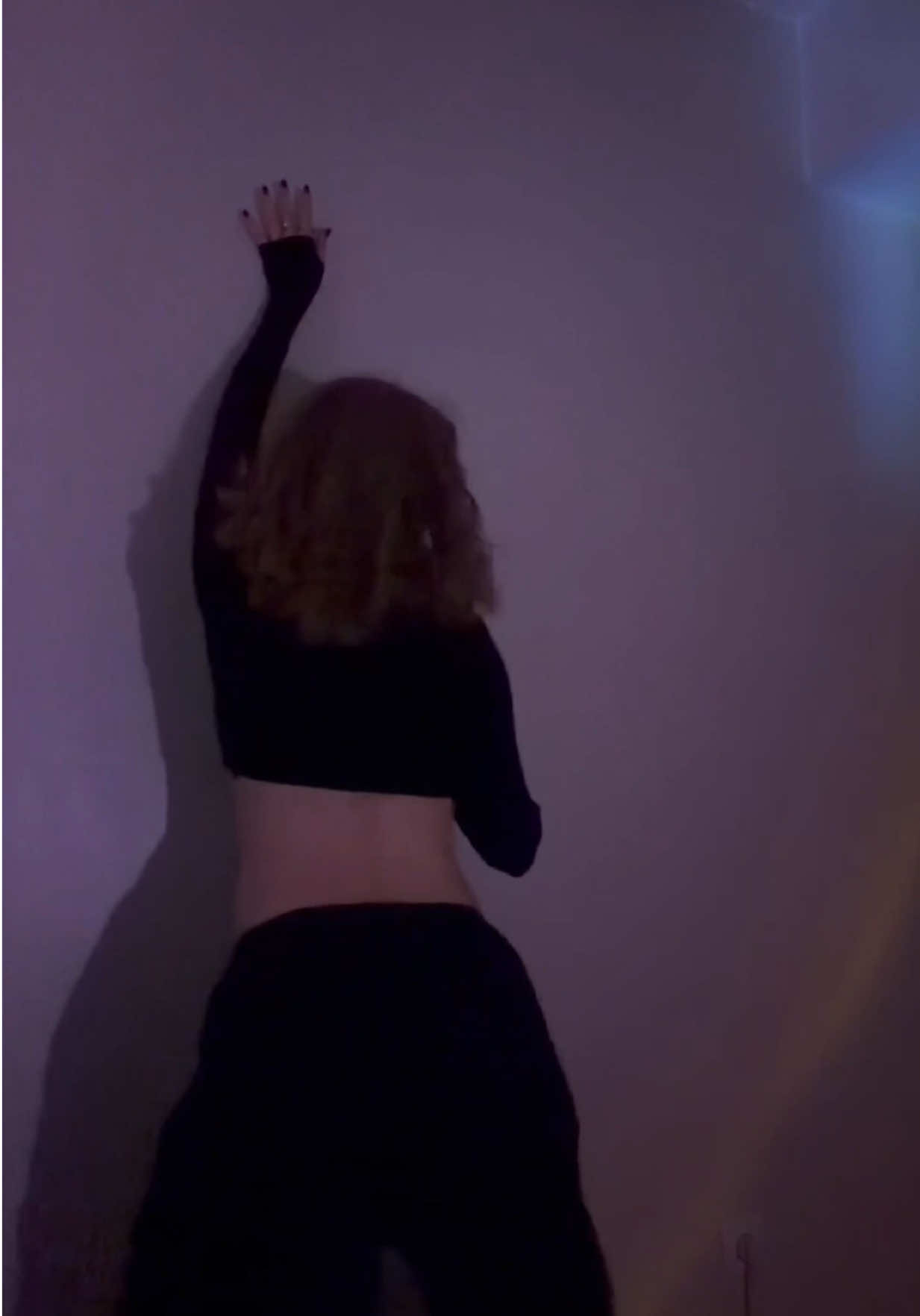@ANNA8ELLE