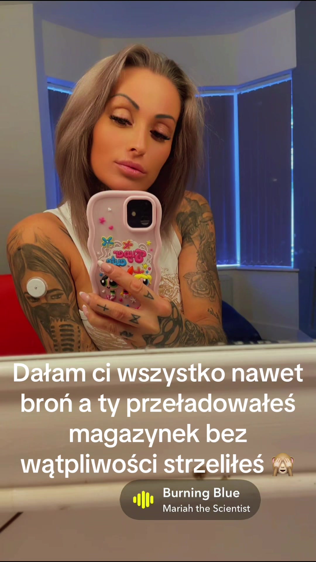 @Eve X