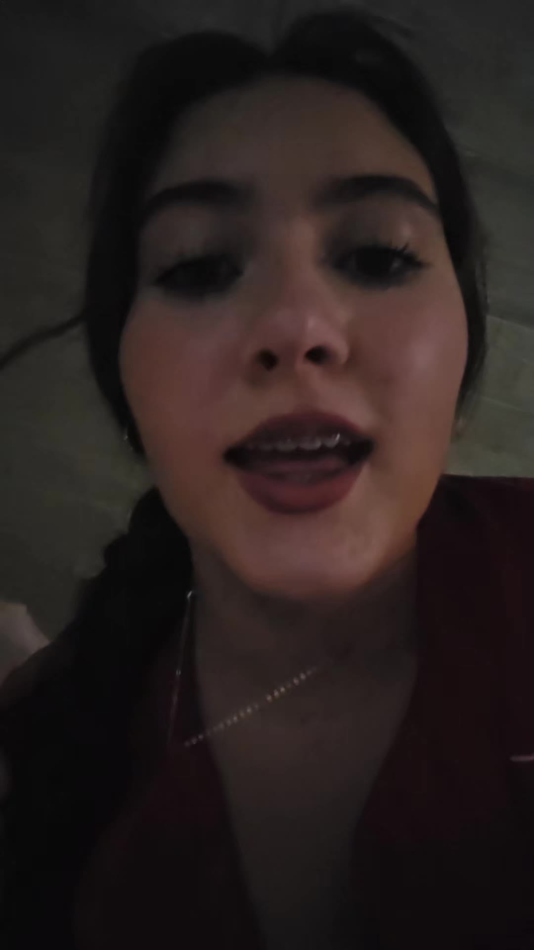@🎧