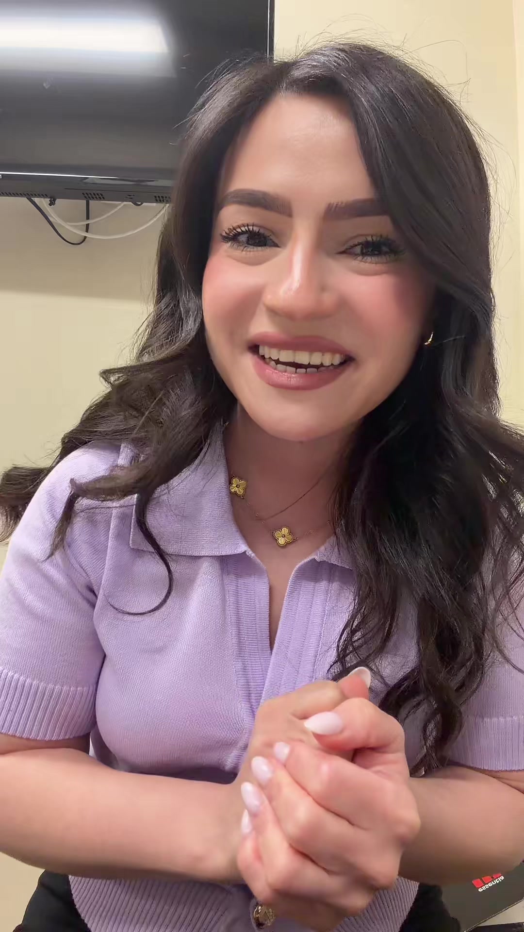 @Niveen نيڤين
