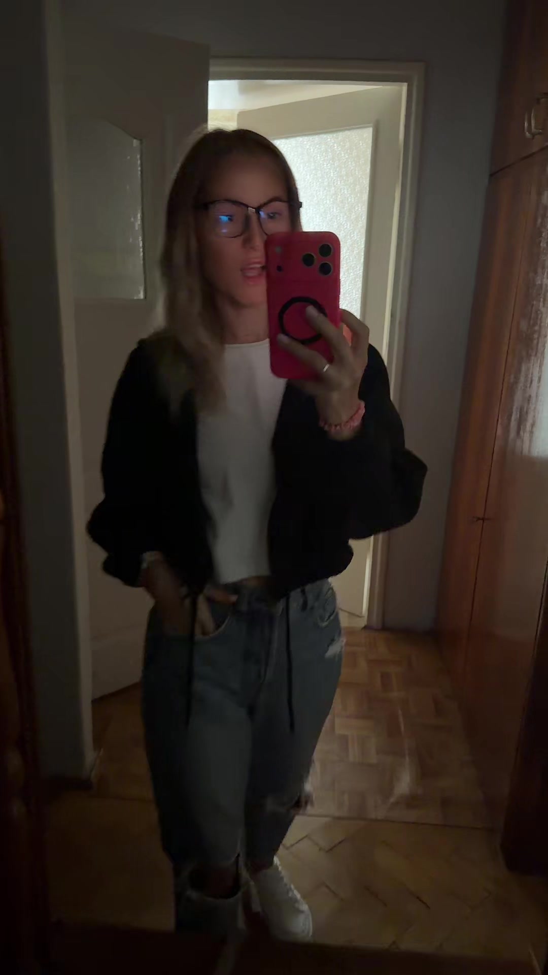 @Blonda