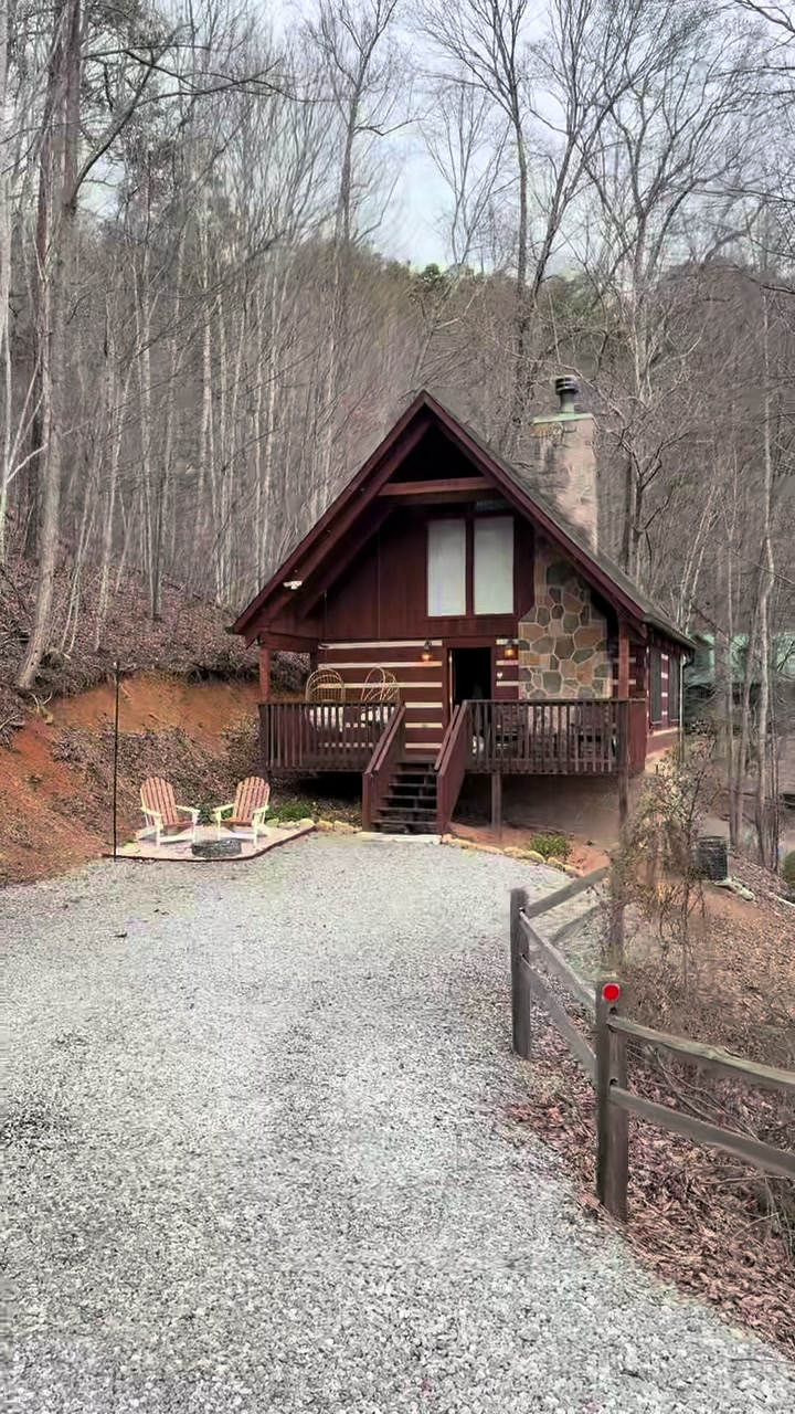 @Gingerbread cabin