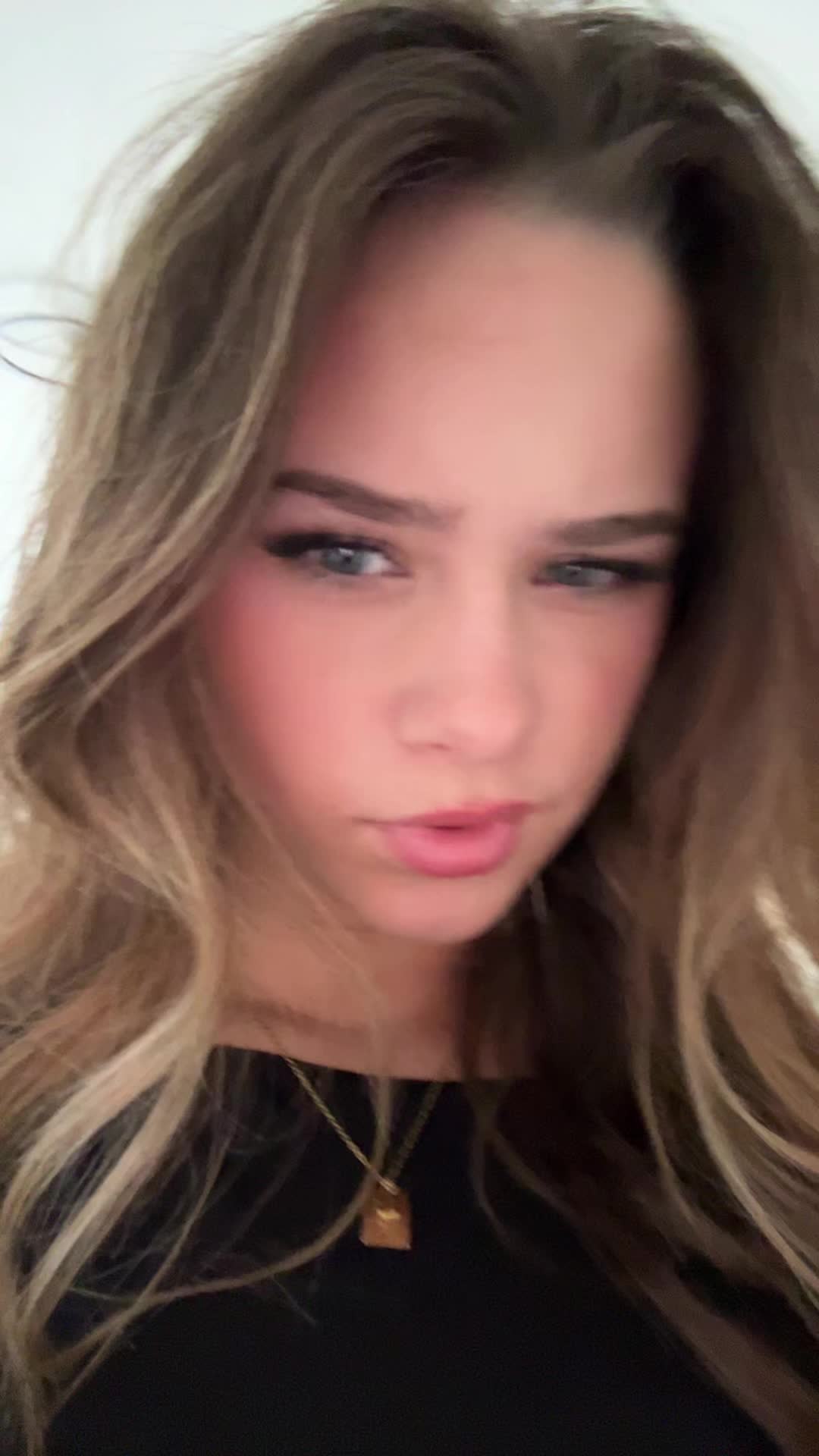 @nikkiipeters