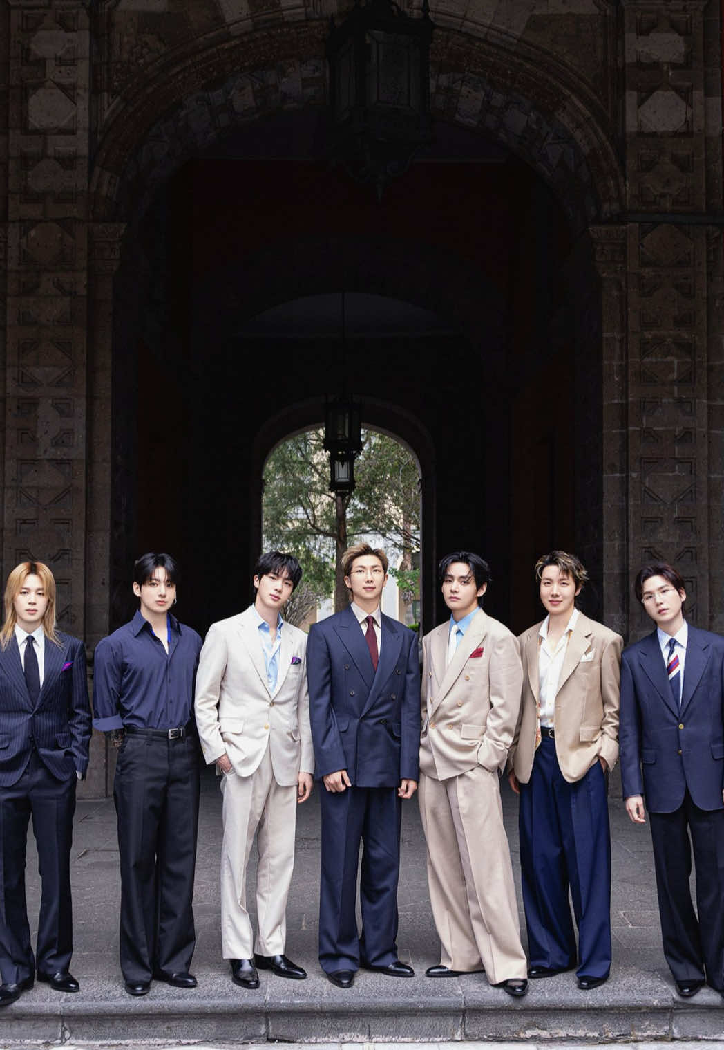 @⁷⟭⟬BTSVT𖧷¹³