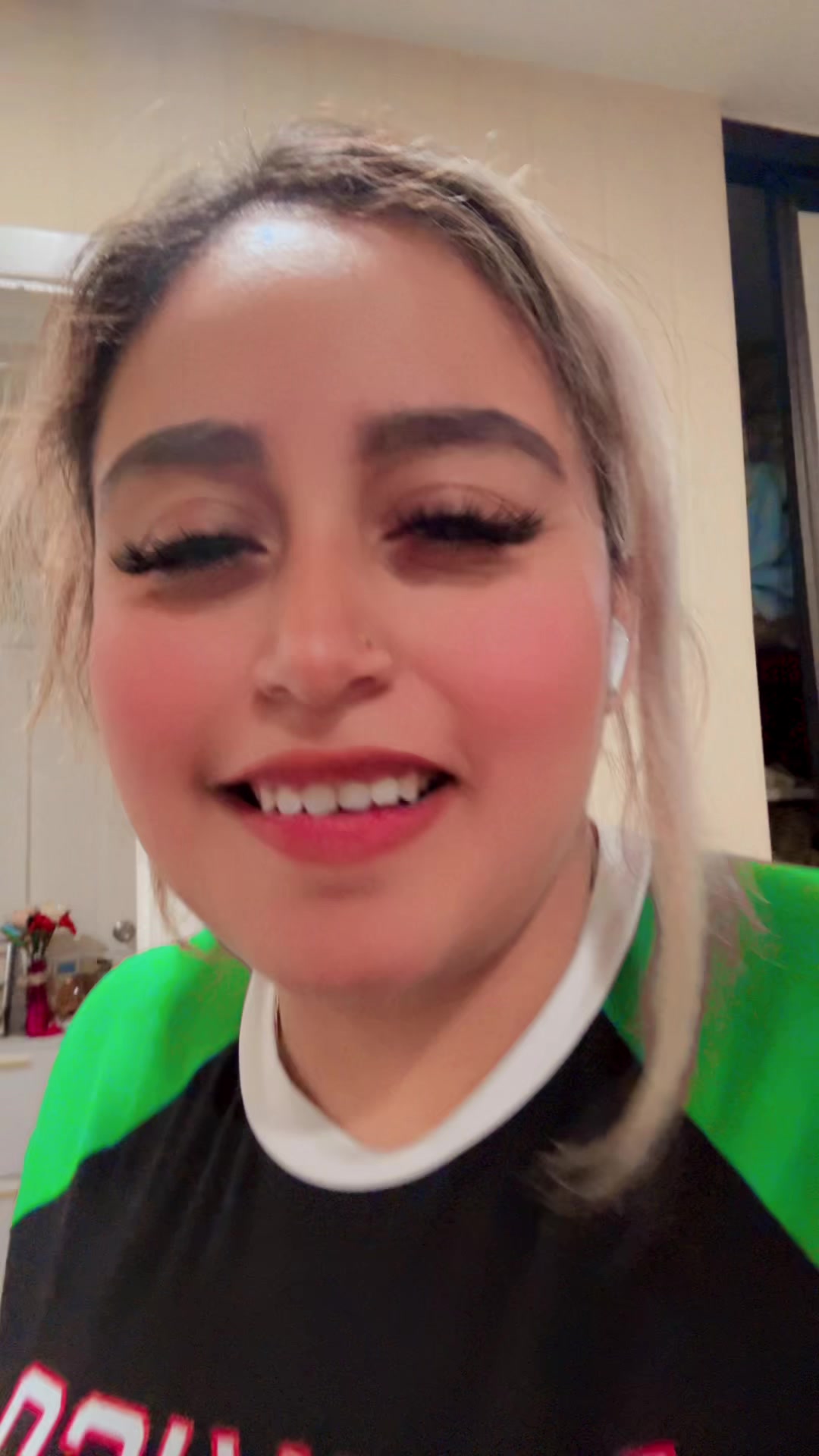 @💄🗝️❤️🍀Lily.G🇲🇽Ƭ͜͡c⋆🐧🤖🧃