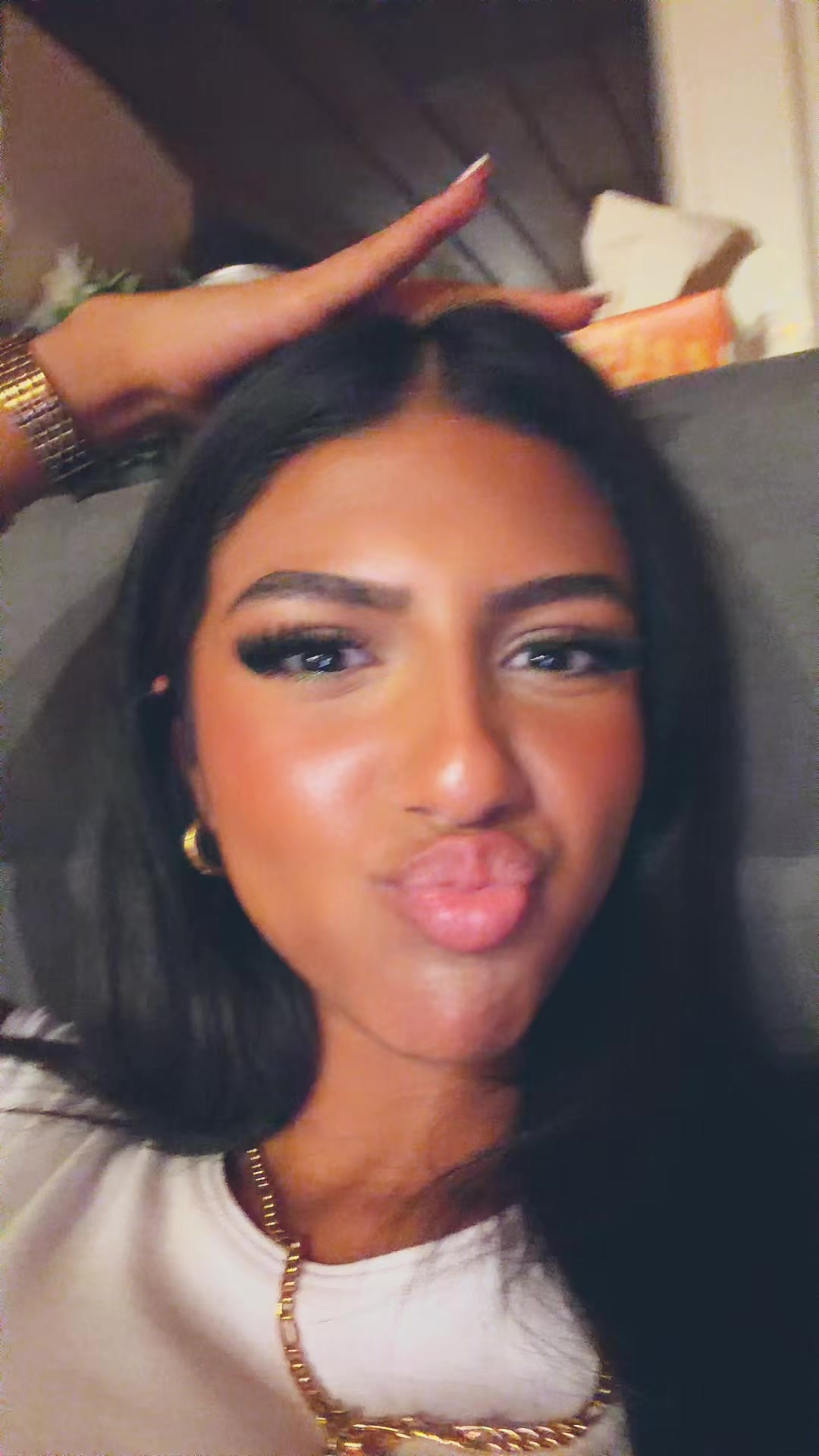 @LiveTina250k
