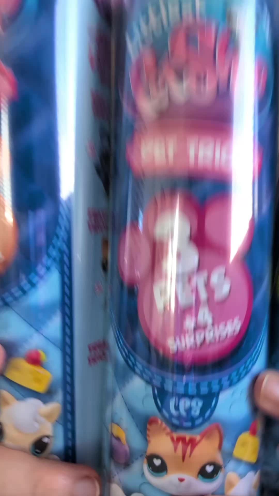@tchotchkes17