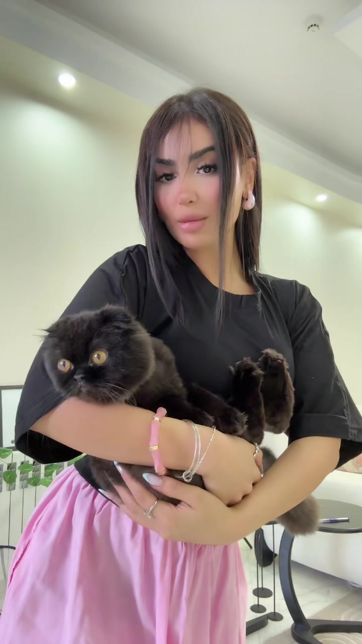 @Mellinyx