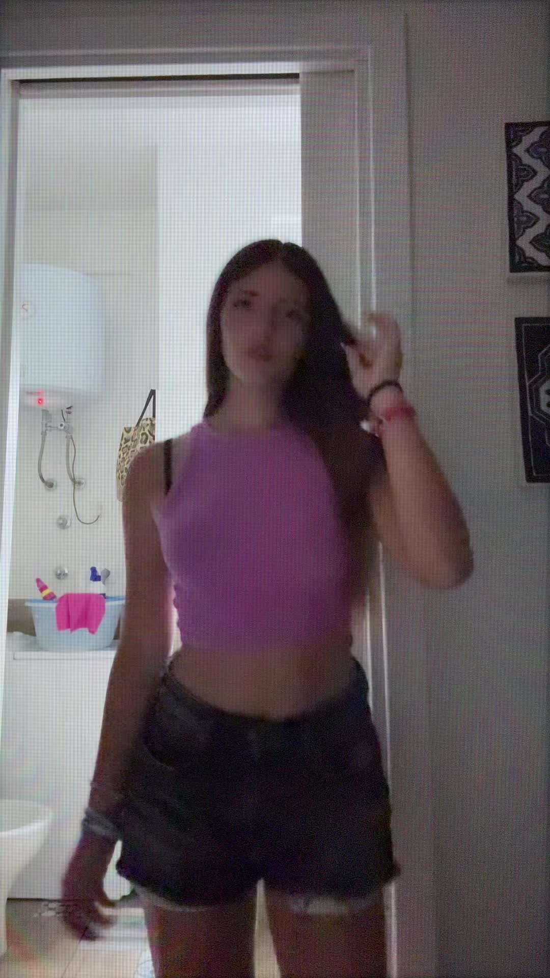 @cloecarpino__