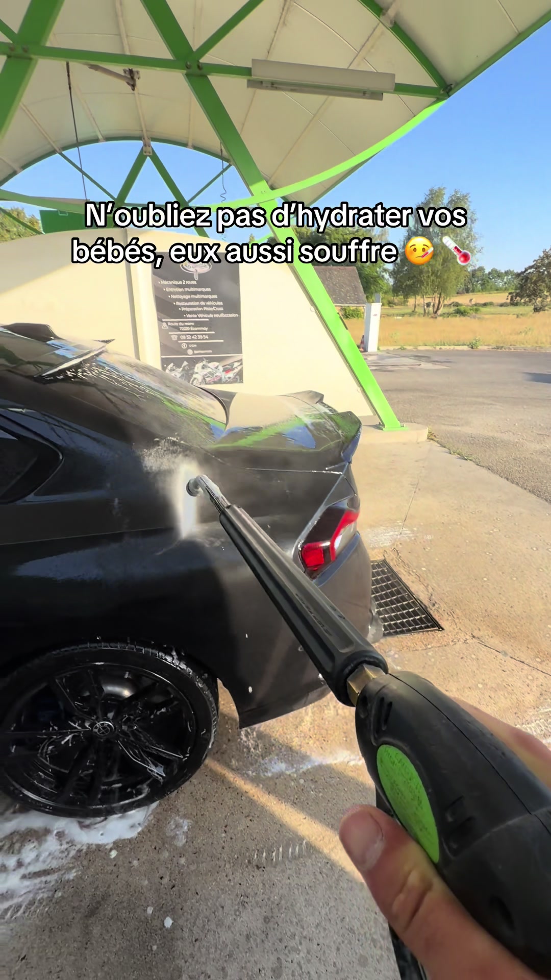 @Dark_m240i