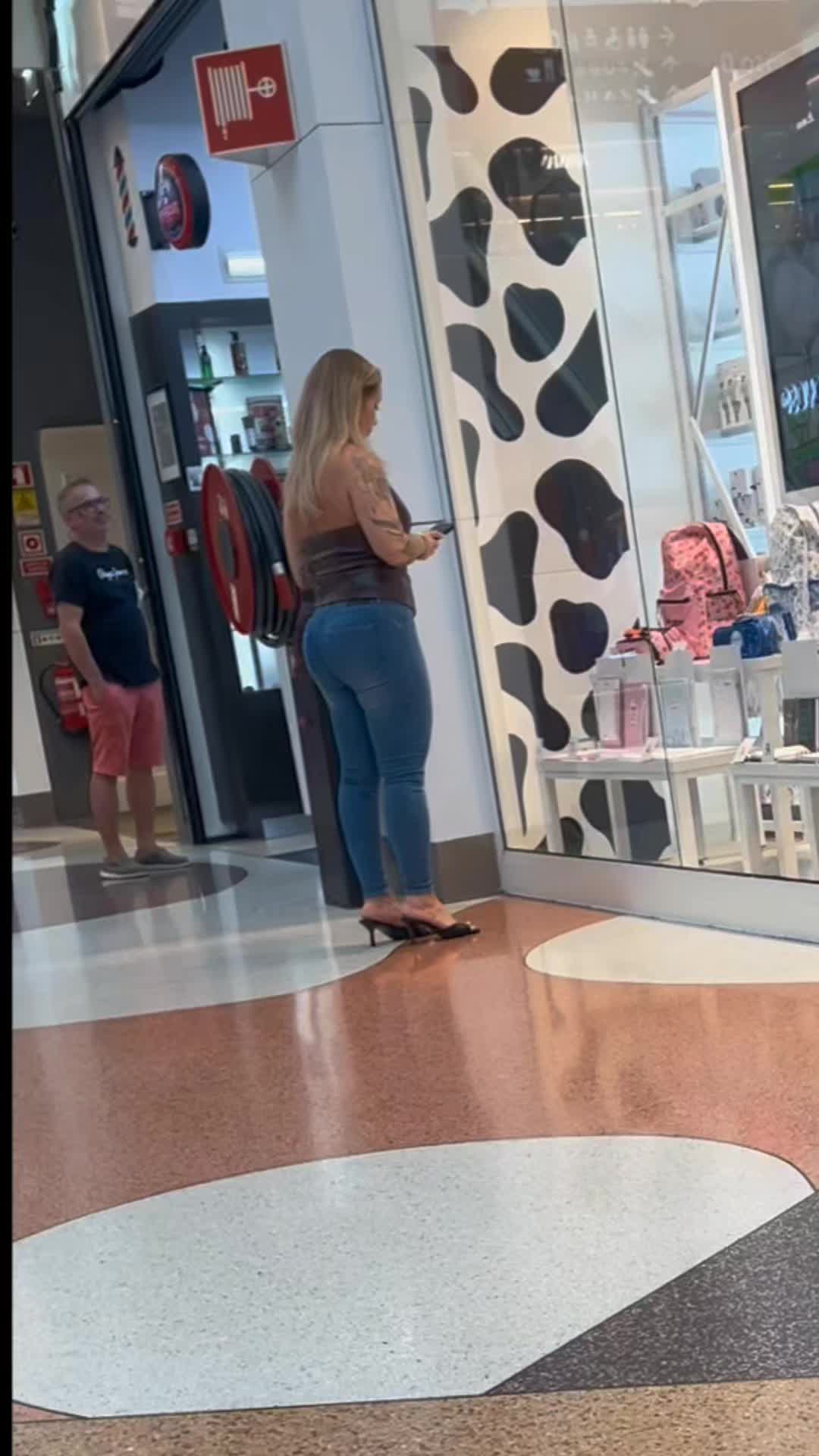 @Karina