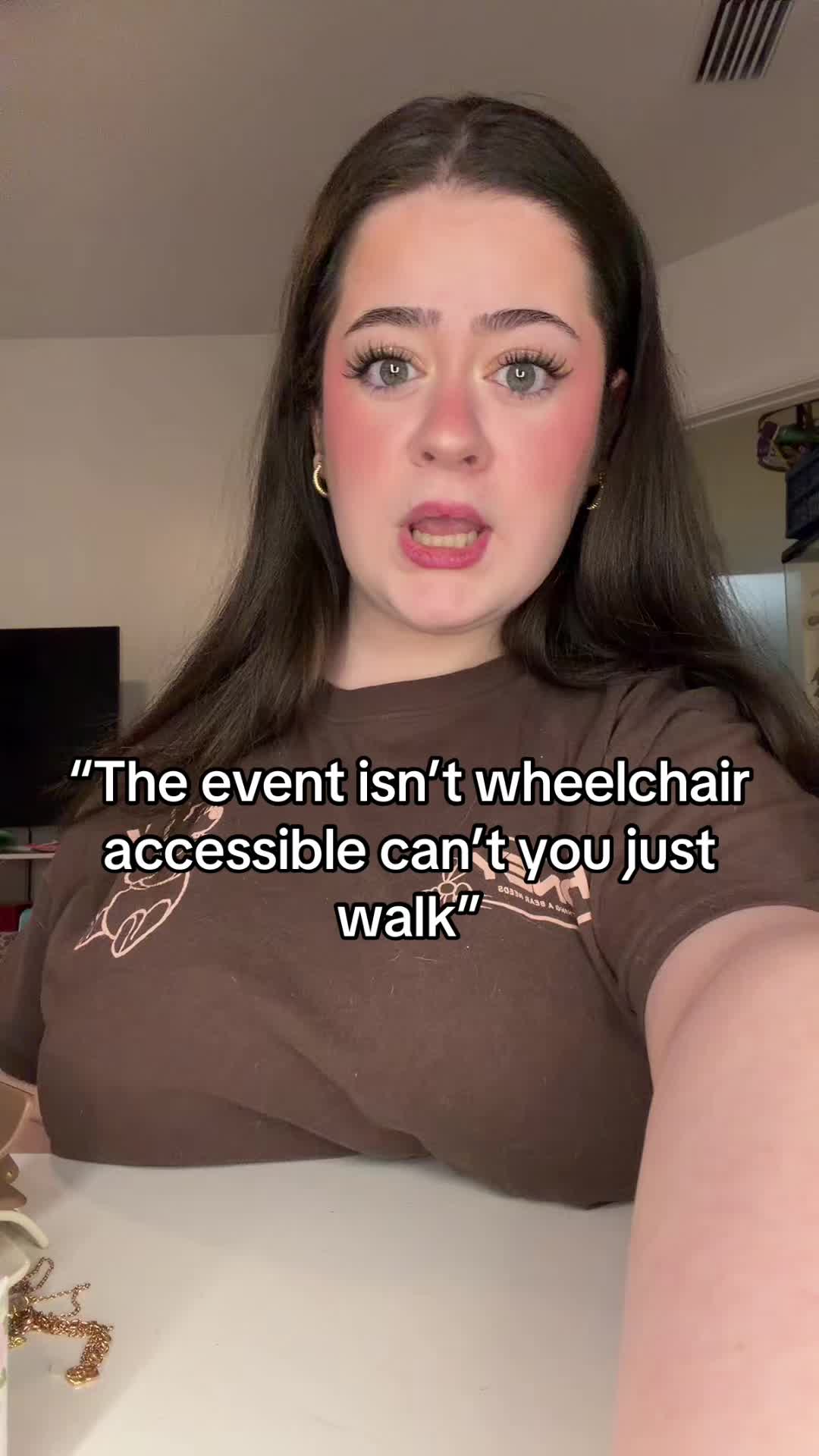 @Liv 👩🏻🦽