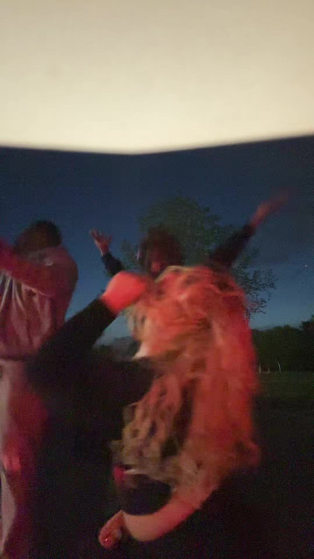 @ella🦋