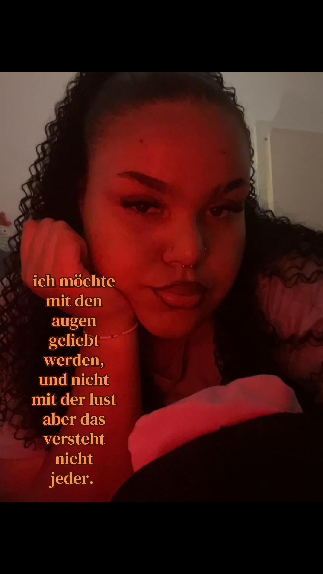 @𝒫𝒽ℴℯ𝒷ℯꨄ
