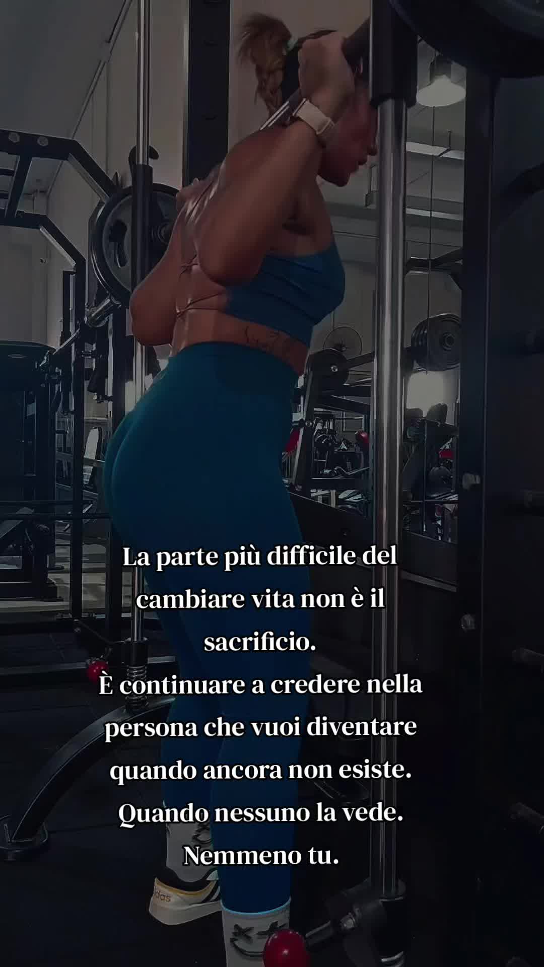 @Debora Fava 🖤♓🐺